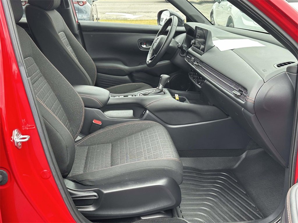 Certified 2024 Honda HR-V Sport image 6