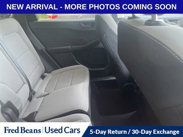 Used 2022 Ford Escape SE w/ SE Sport Appearance Package AWD/4WD image 8