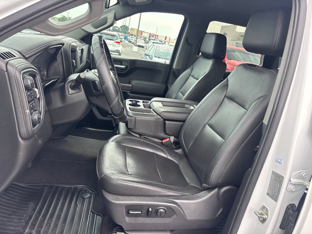 Used 2019 Chevrolet Silverado 1500 LTZ w/ Z71 Off-Road Package AWD/4WD image 15