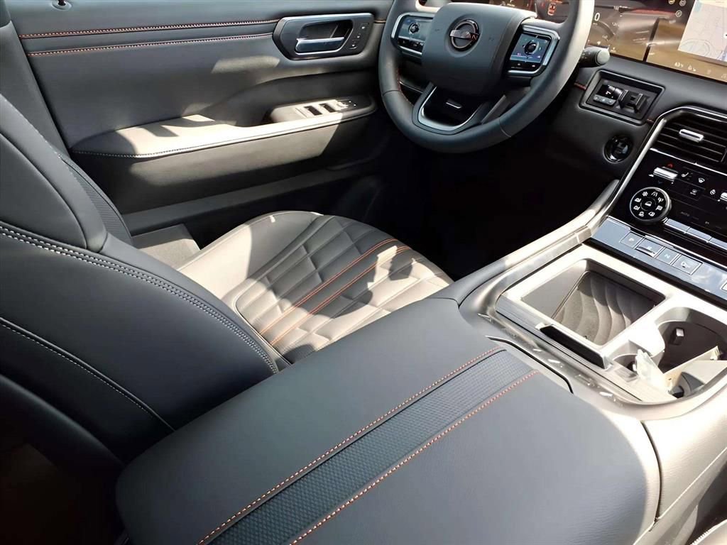 New 2026 Nissan Armada PRO-4X w/ Captain's Chari Seat Package image 9