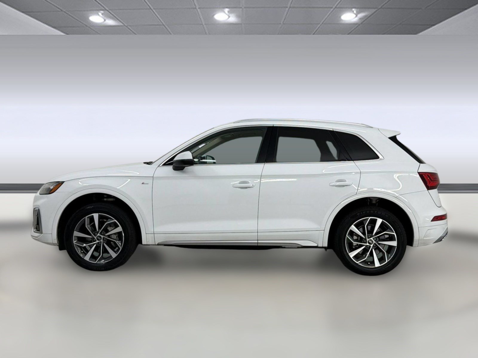 Used 2024 Audi Q5 2.0T Premium AWD/4WD image 2
