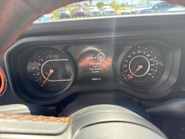 Used 2024 Jeep Gladiator Mojave w/ Technology Group AWD/4WD image 9
