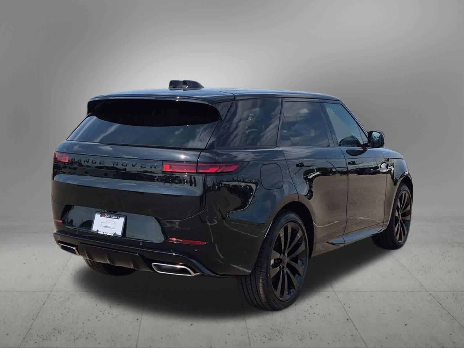 New 2026 Land Rover Range Rover Sport Dynamic SE AWD/4WD image 6