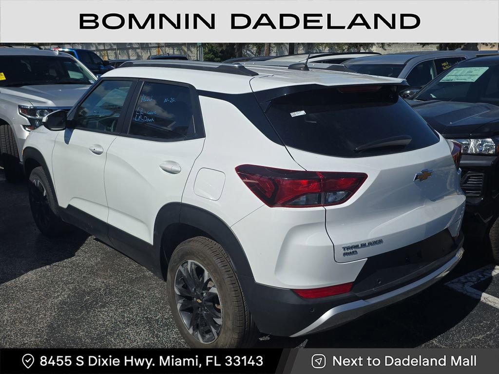 Used 2021 Chevrolet TrailBlazer LT w/ Convenience Package image 3