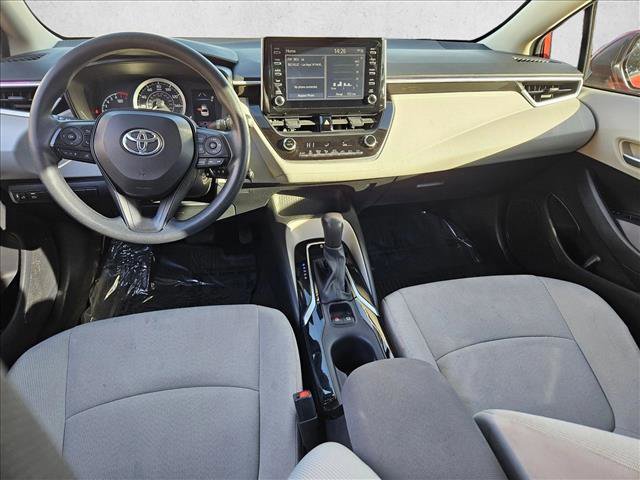 Used 2020 Toyota Corolla LE image 16