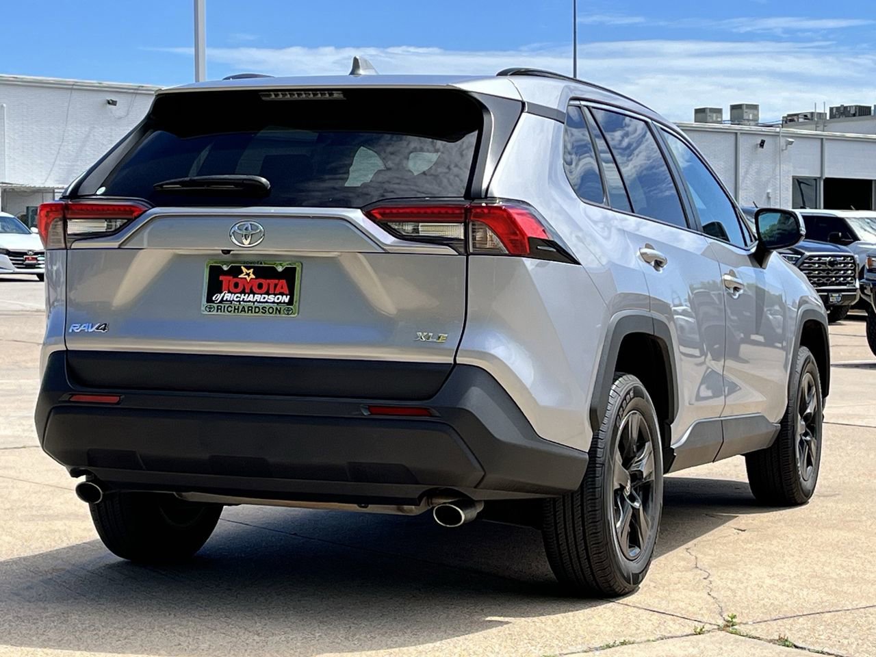 Used 2024 Toyota RAV4 XLE image 4