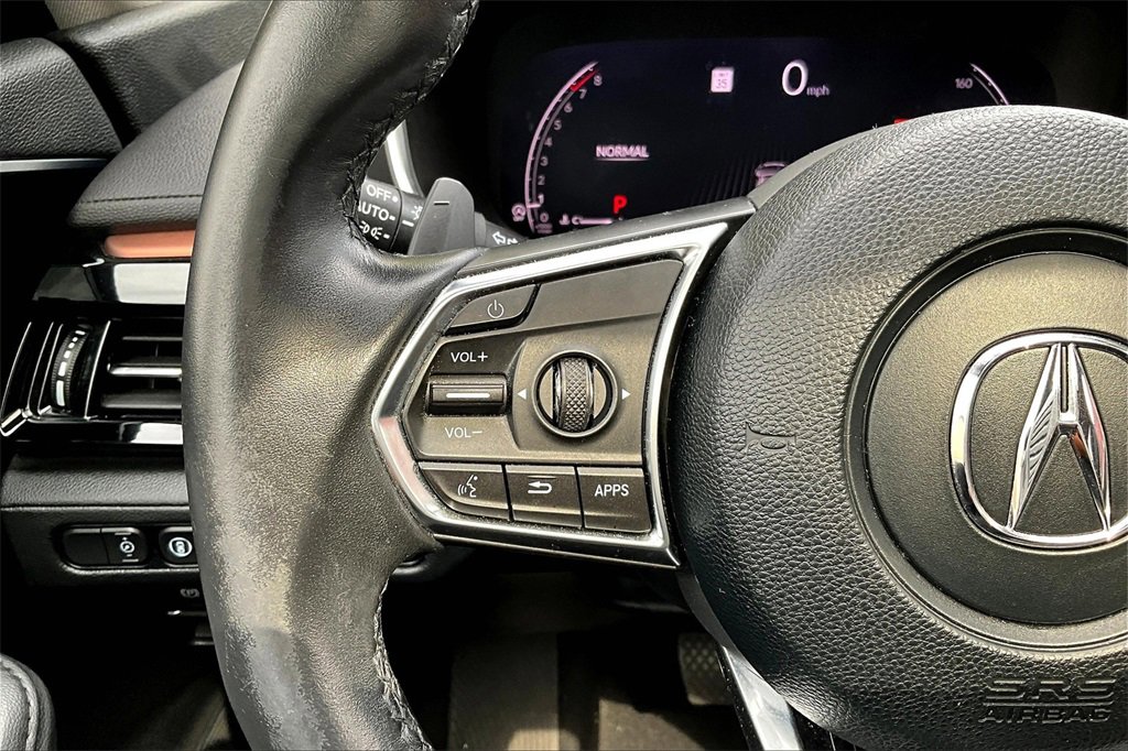 Used 2022 Acura MDX SH-AWD image 11