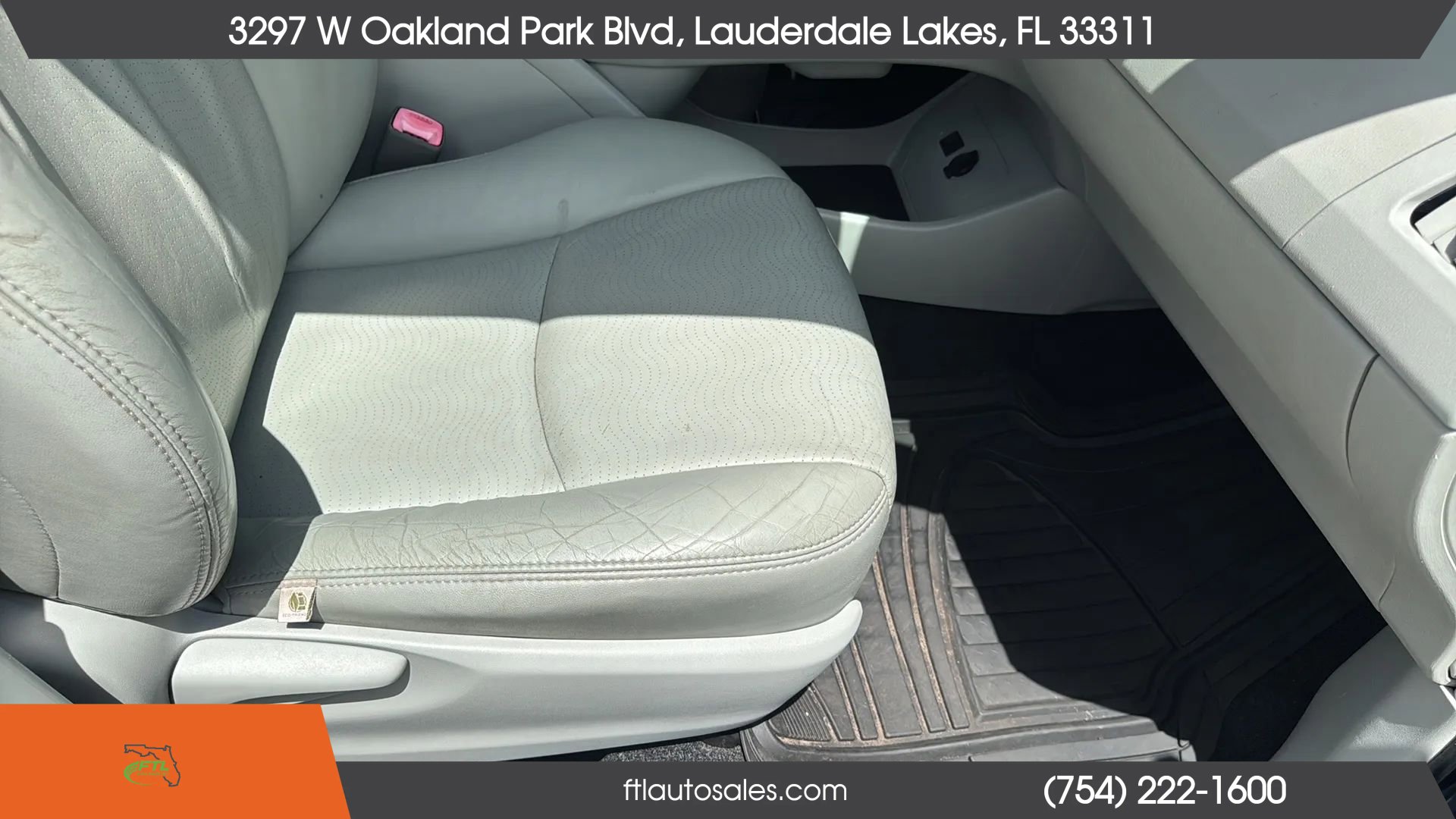 Used 2013 Toyota Prius Two FWD image 38