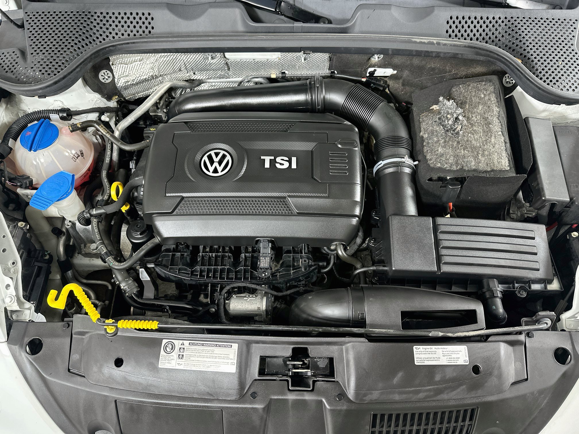 Used 2017 Volkswagen Beetle 1.8T Classic FWD image 27