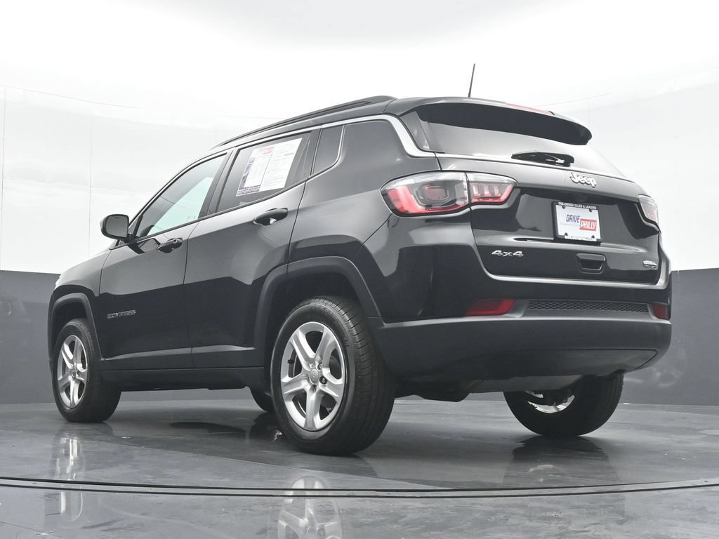 Used 2022 Jeep Compass Latitude w/ Convenience Group AWD/4WD image 28