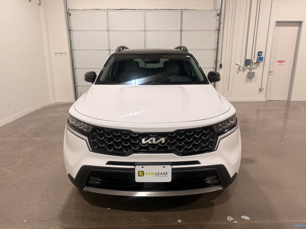 Used 2023 Kia Sorento X-Line EX image 2