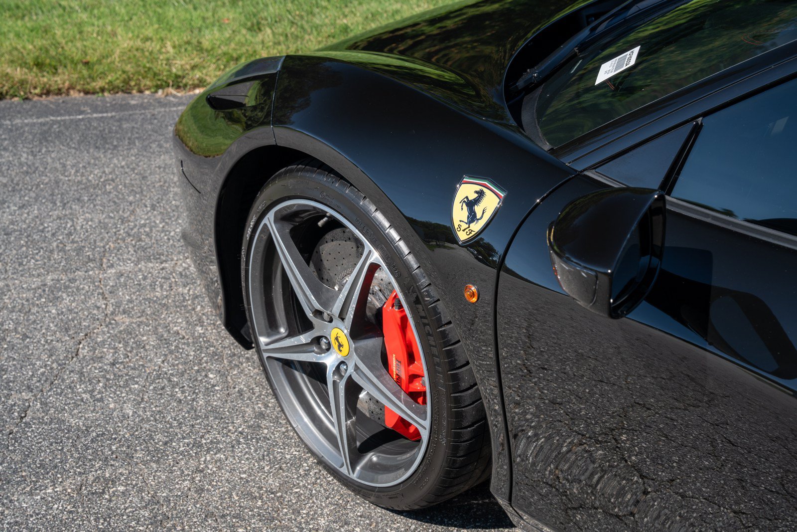 Used 2010 Ferrari 458 Italia Coupe RWD image 11