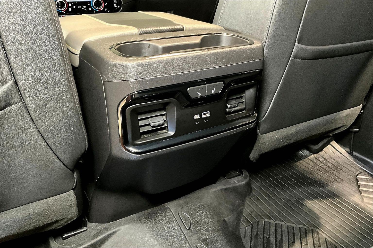 Used 2023 Chevrolet Silverado 1500 ZR2 w/ Technology Package AWD/4WD image 11