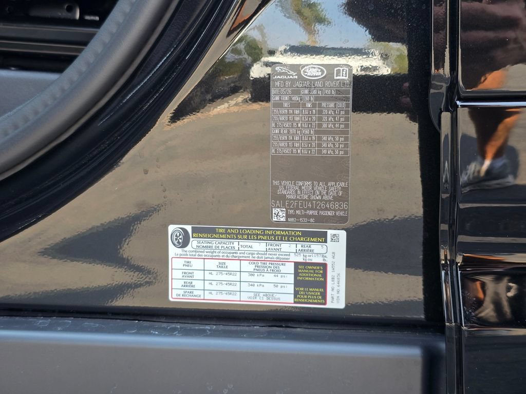 New 2026 Land Rover Defender 130 X-Dynamic SE AWD/4WD image 37