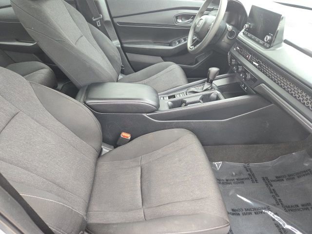 Used 2023 Honda Accord EX image 8