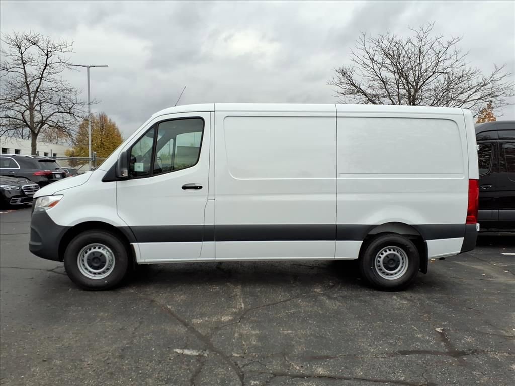 New 2025 Mercedes-Benz Sprinter 2500 image 2