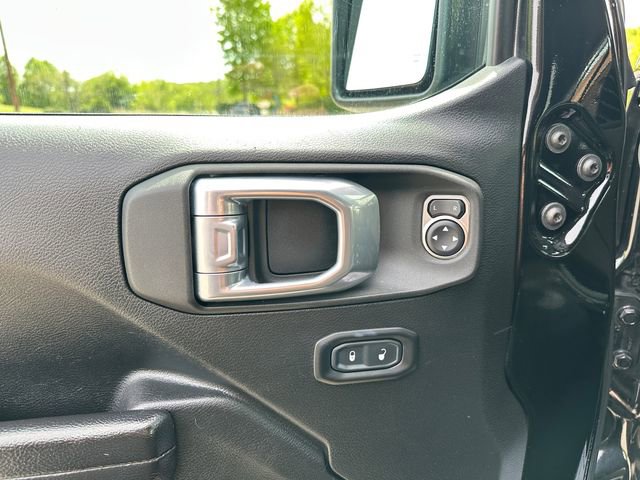 Used 2021 Jeep Wrangler Unlimited Rubicon 4xe w/ Cold Weather Group AWD/4WD image 18