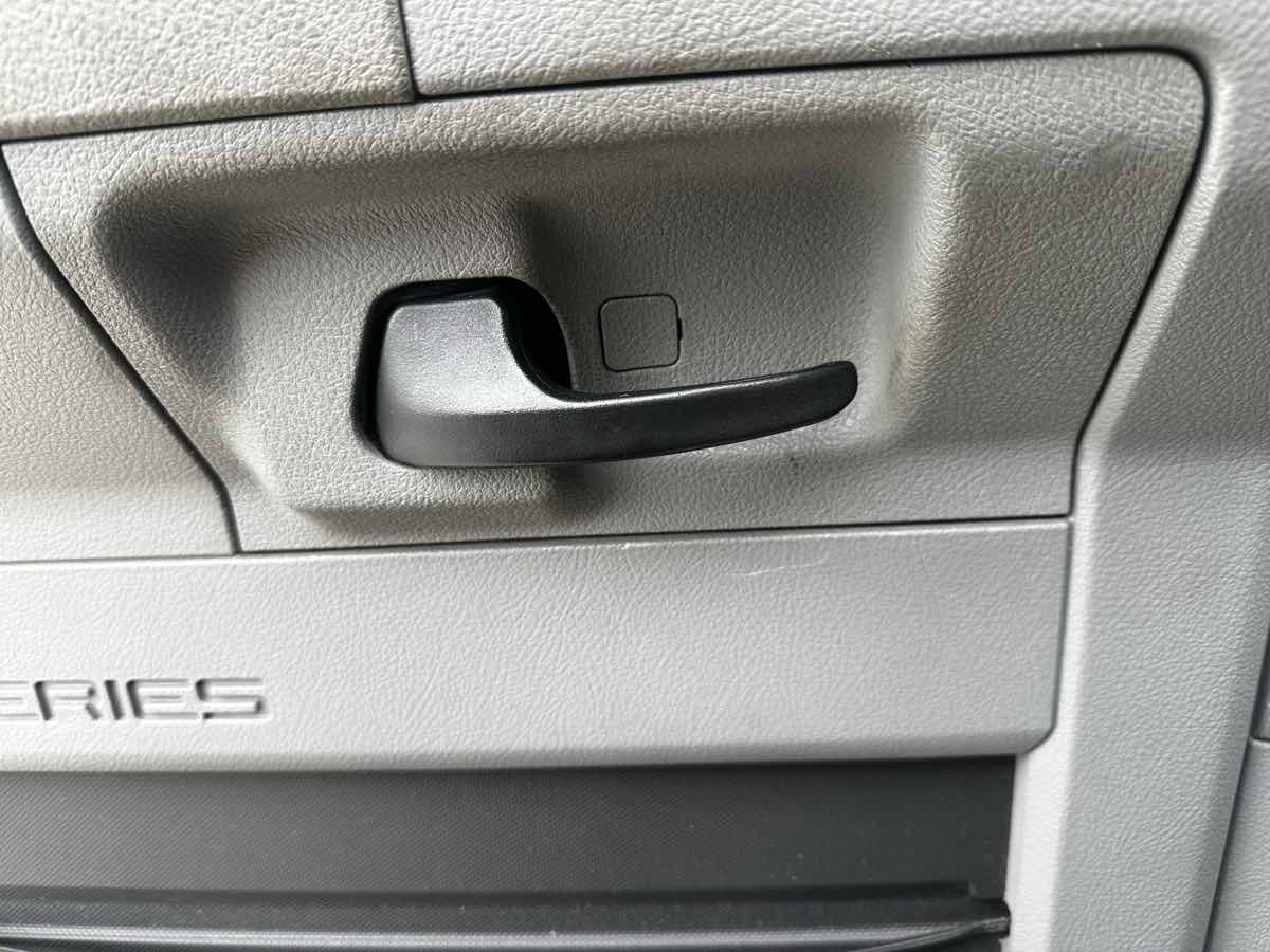 Used 2009 Ford E-150 and Econoline 150 XLT image 14