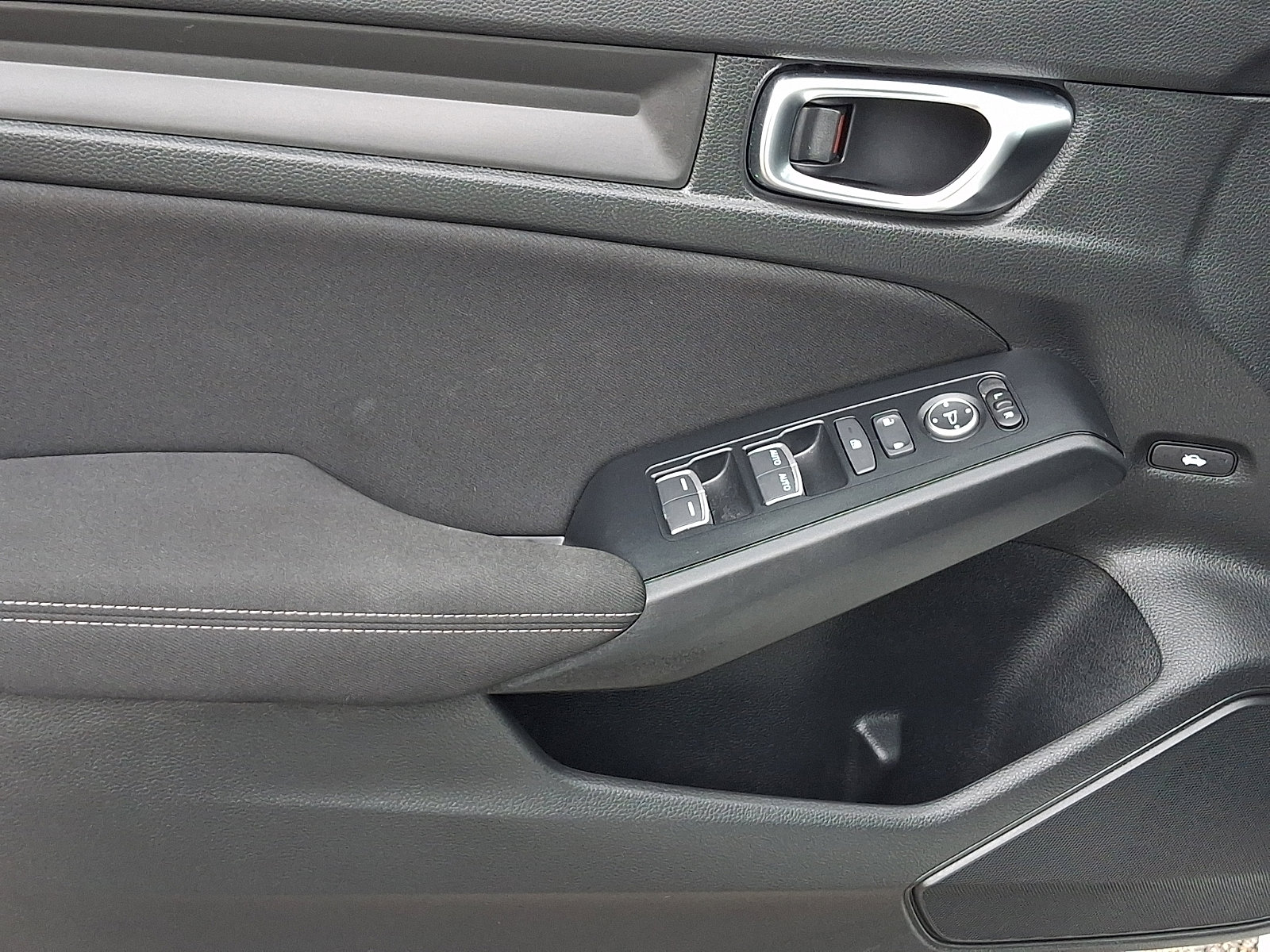 Used 2024 Honda Civic Sport image 12