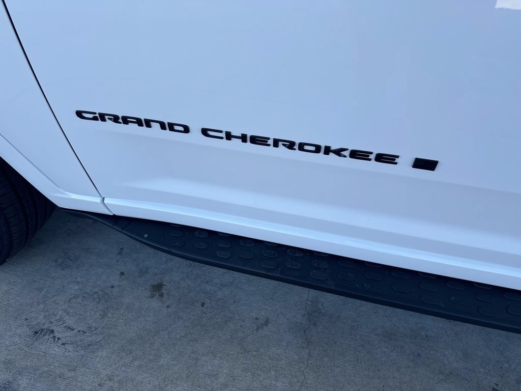 New 2026 Jeep Grand Cherokee Limited AWD/4WD image 29