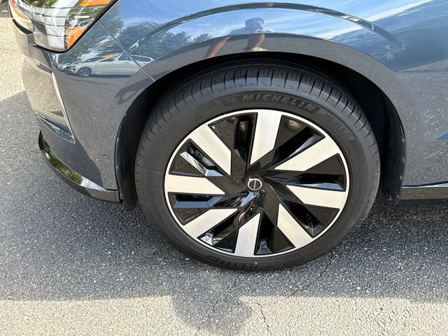 Certified 2025 Volvo EX90 Ultra AWD/4WD image 8