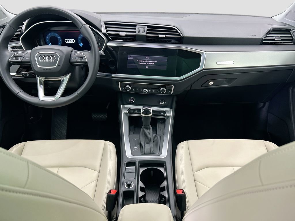 Certified 2025 Audi Q3 2.0T Premium w/ Convenience Package image 13