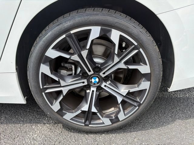 Used 2025 BMW 330i xDrive Sedan AWD/4WD image 18