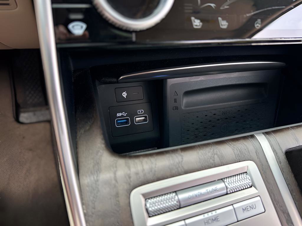 Used 2024 Genesis GV80 3.5T w/ Prestige Package image 13