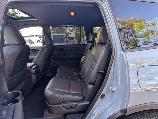 Used 2024 Honda Passport Black Edition image 11