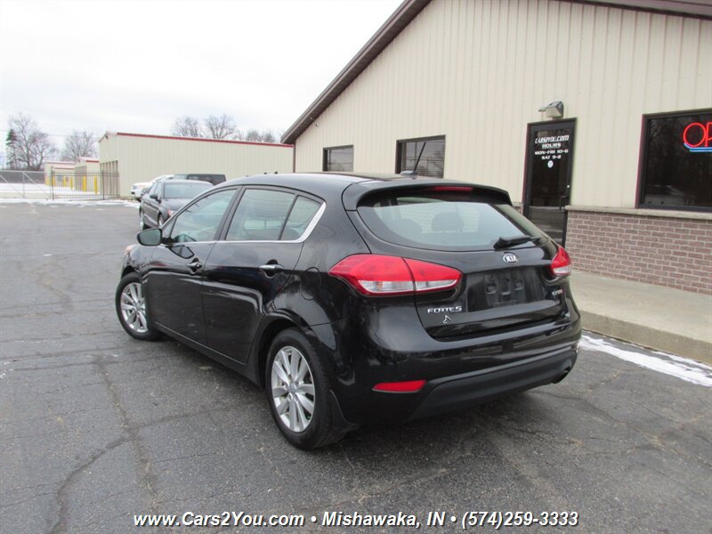 Used 2015 Kia Forte EX w/ Protection Package FWD image 4