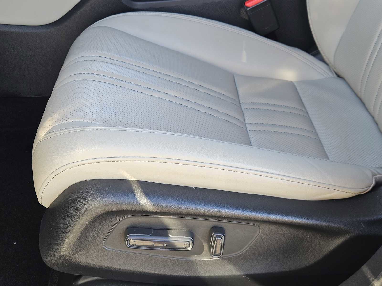 Used 2024 Honda HR-V EX-L image 22