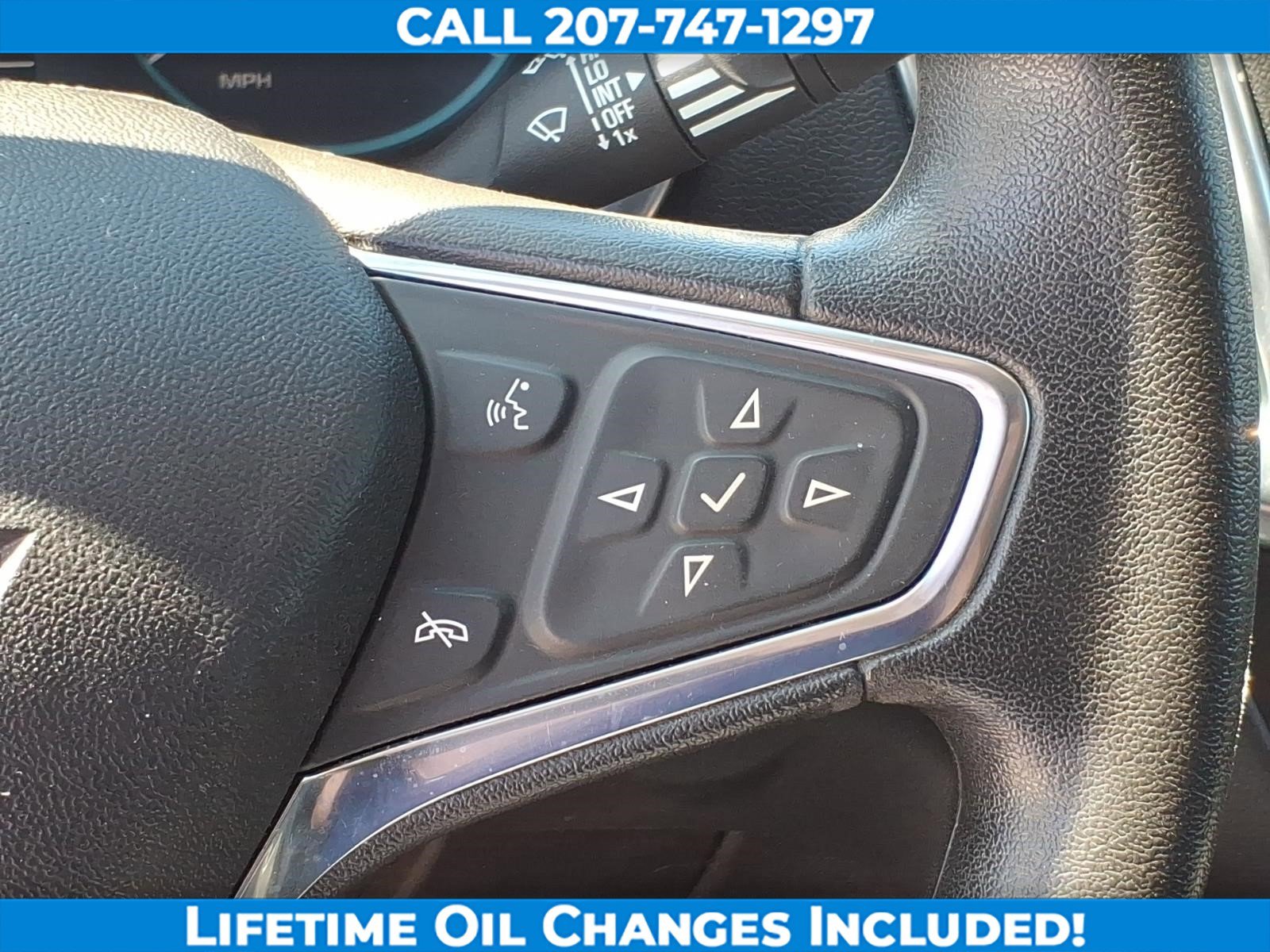 Used 2018 Chevrolet Equinox LT AWD/4WD image 18