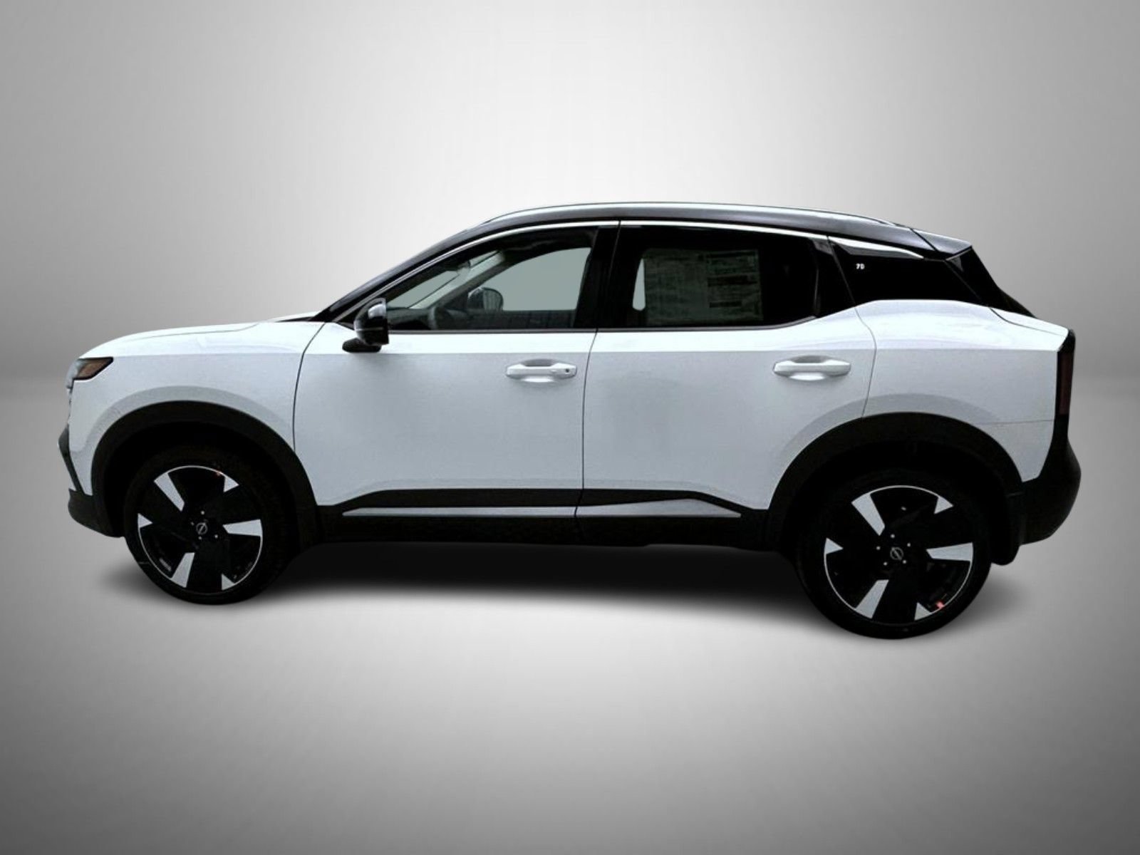 New 2026 Nissan Kicks SR w/ SR Premium Package AWD/4WD image 8