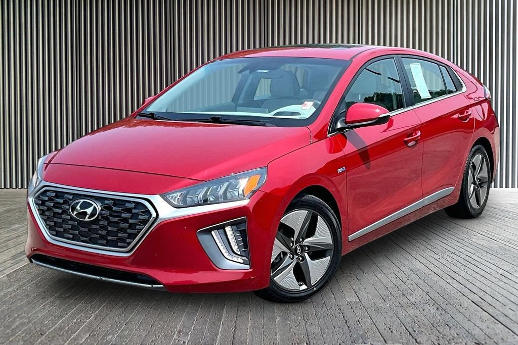 Used 2020 Hyundai Ioniq SEL FWD image 12