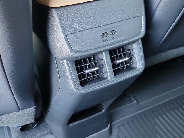 New 2027 Chevrolet Equinox ACTIV w/ Safety and Technology Package AWD/4WD image 16