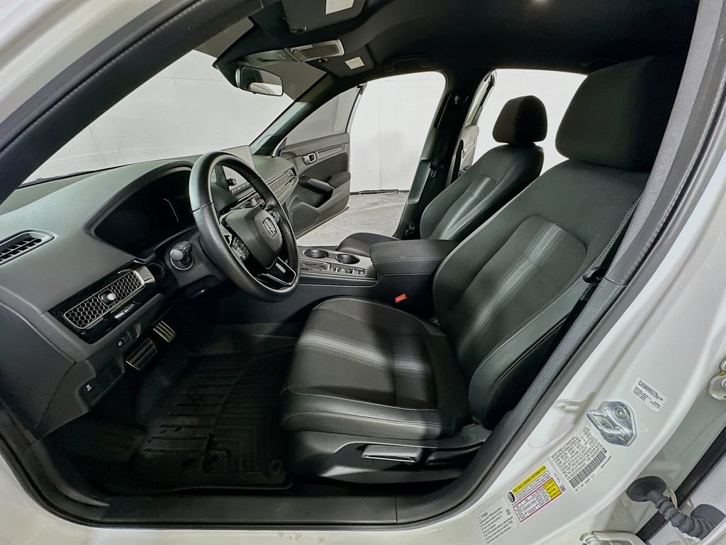 Used 2025 Honda Civic Sport image 14