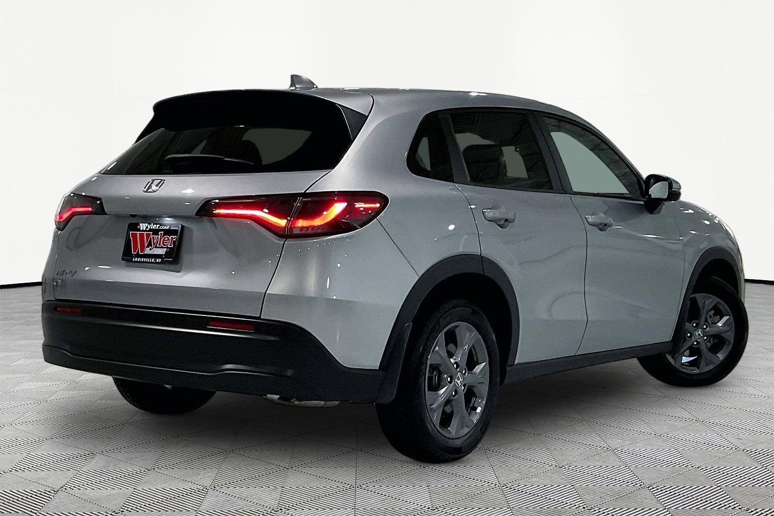 Used 2026 Honda HR-V LX image 6