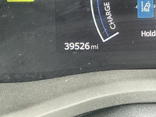 Used 2025 Toyota Camry LE FWD image 30