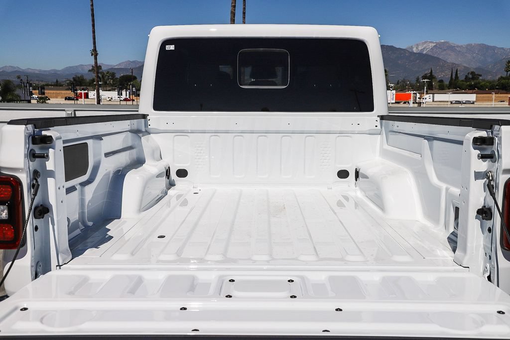 New 2026 Jeep Gladiator Rubicon AWD/4WD image 27