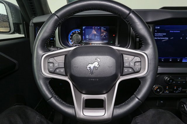 Used 2024 Ford Bronco Black Diamond image 27