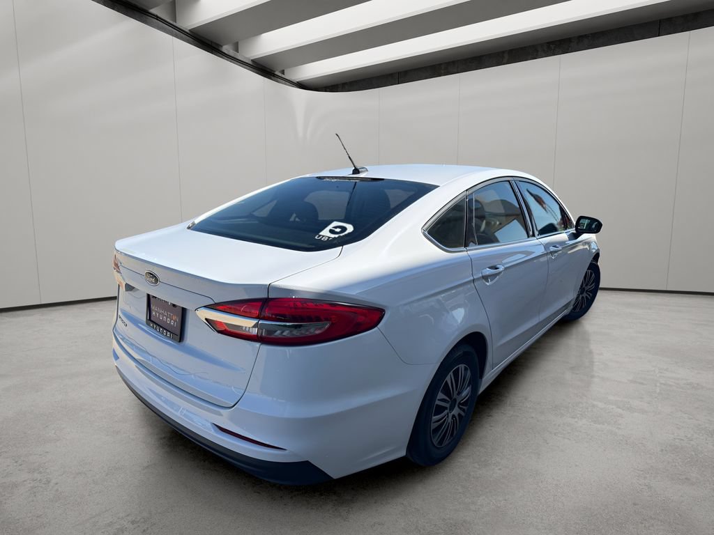 Used 2019 Ford Fusion S FWD image 5