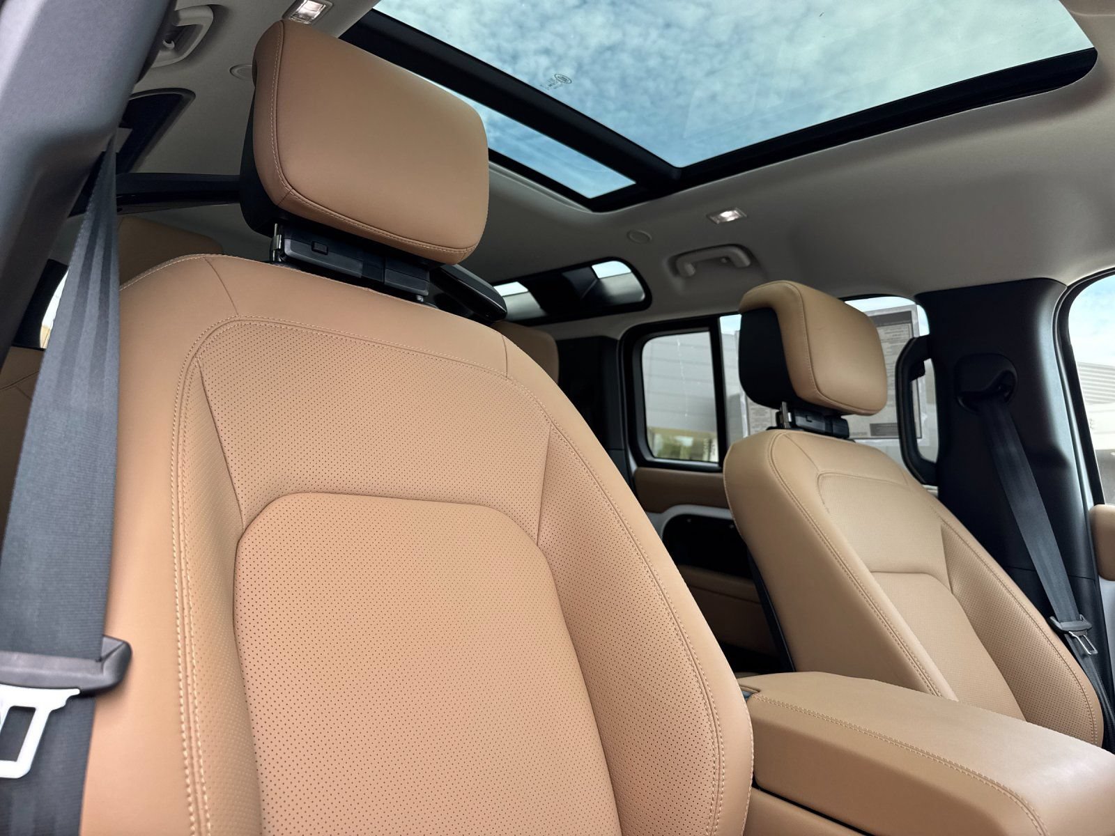 New 2026 Land Rover Defender 110 S AWD/4WD image 17