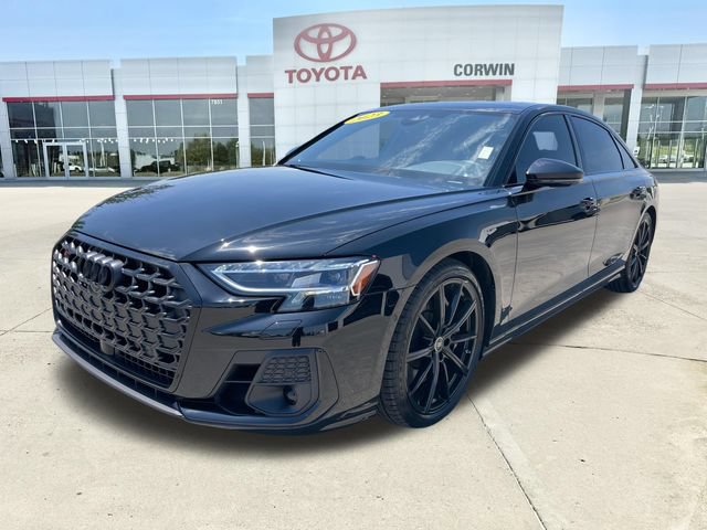 Used 2023 Audi S8 AWD/4WD image 7