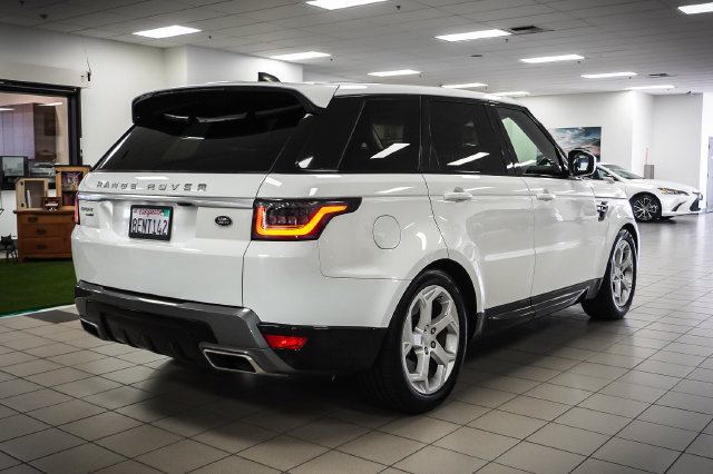 Used 2018 Land Rover Range Rover Sport HSE AWD/4WD image 6