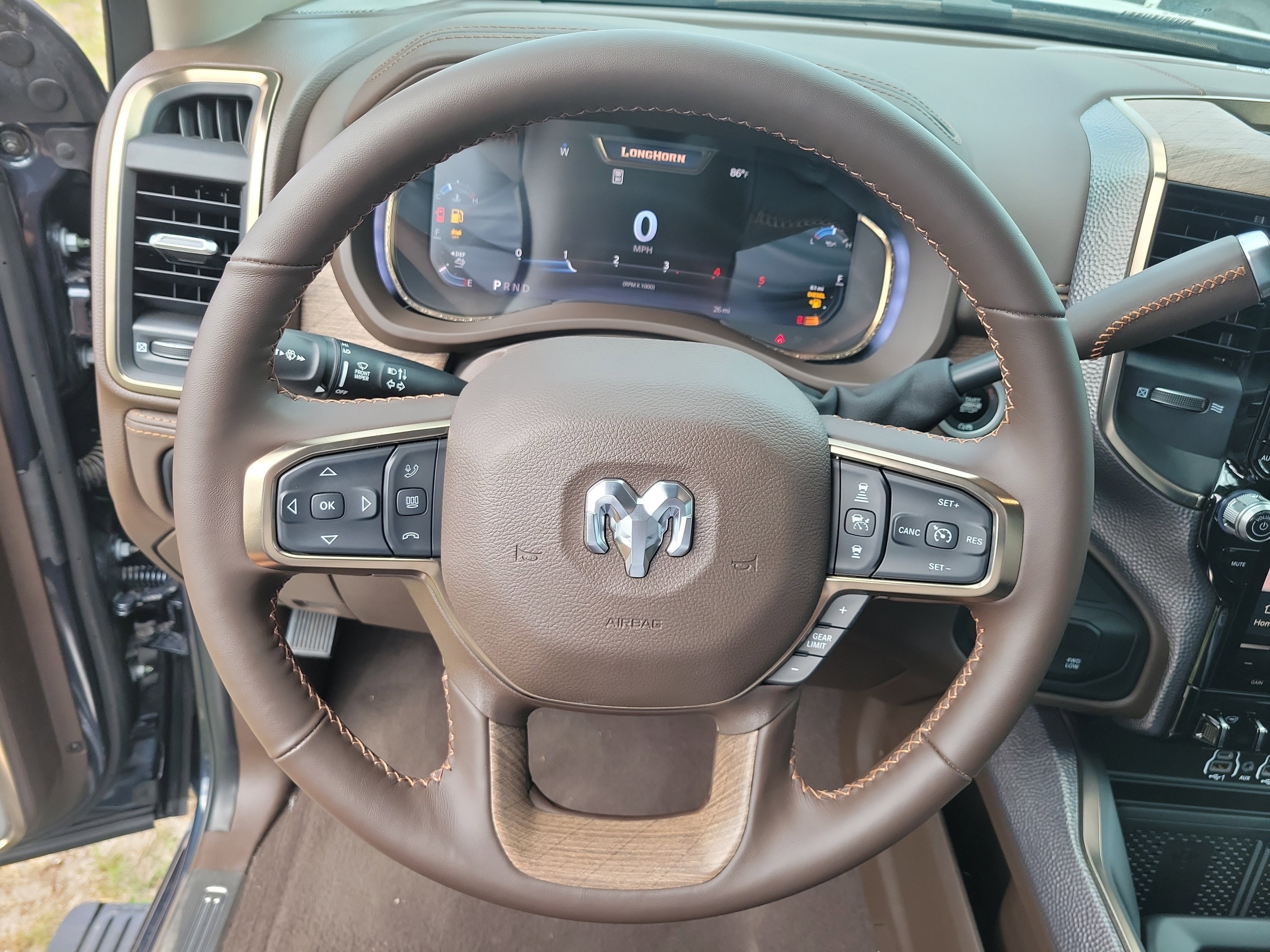 New 2026 RAM 2500 Limited AWD/4WD image 19
