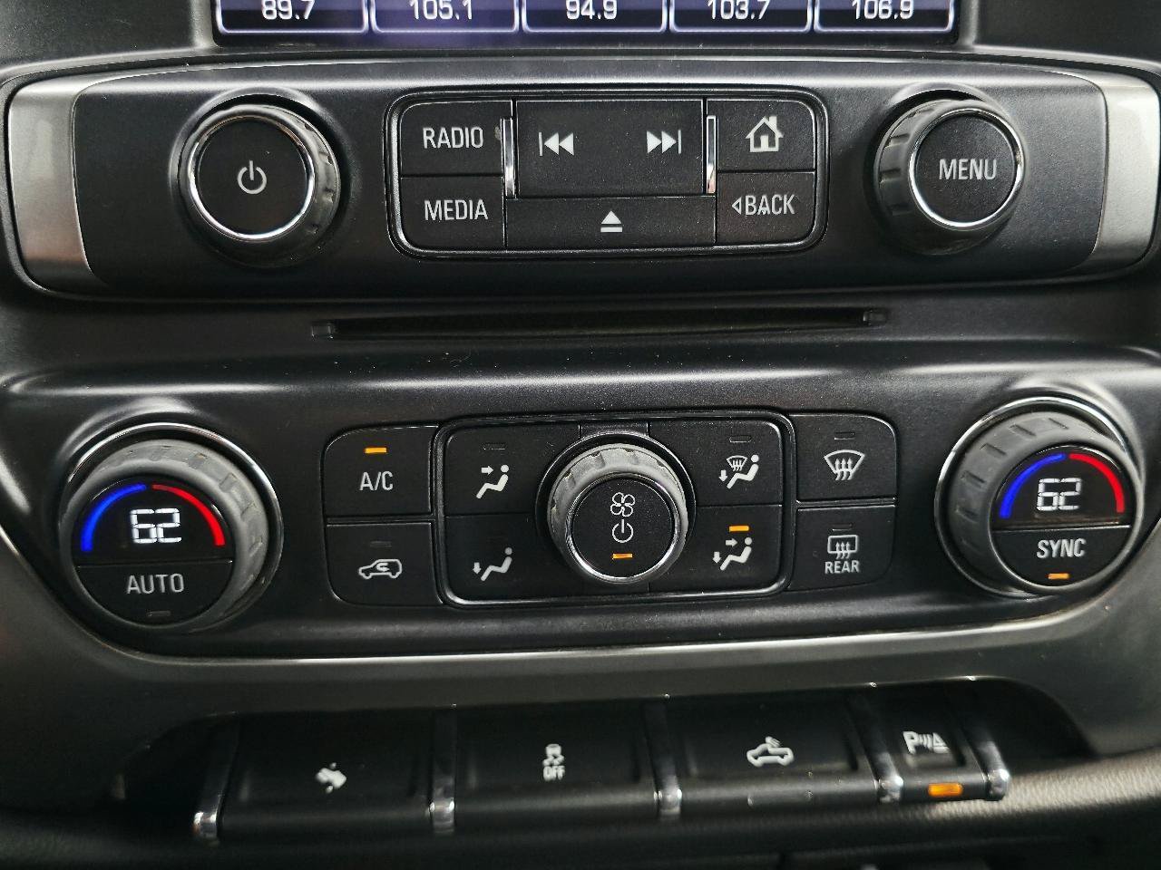 Used 2015 Chevrolet Silverado 1500 LT w/ All Star Edition AWD/4WD image 34
