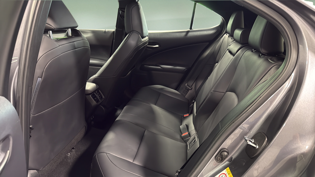 Used 2019 Lexus UX 200 F Sport FWD image 15