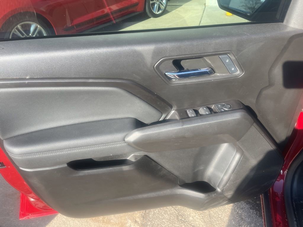 Used 2024 Chevrolet Colorado LT w/ LT Convenience Package III image 24