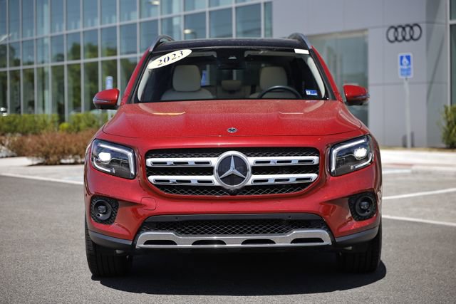 Used 2023 Mercedes-Benz GLB 250 4MATIC image 13