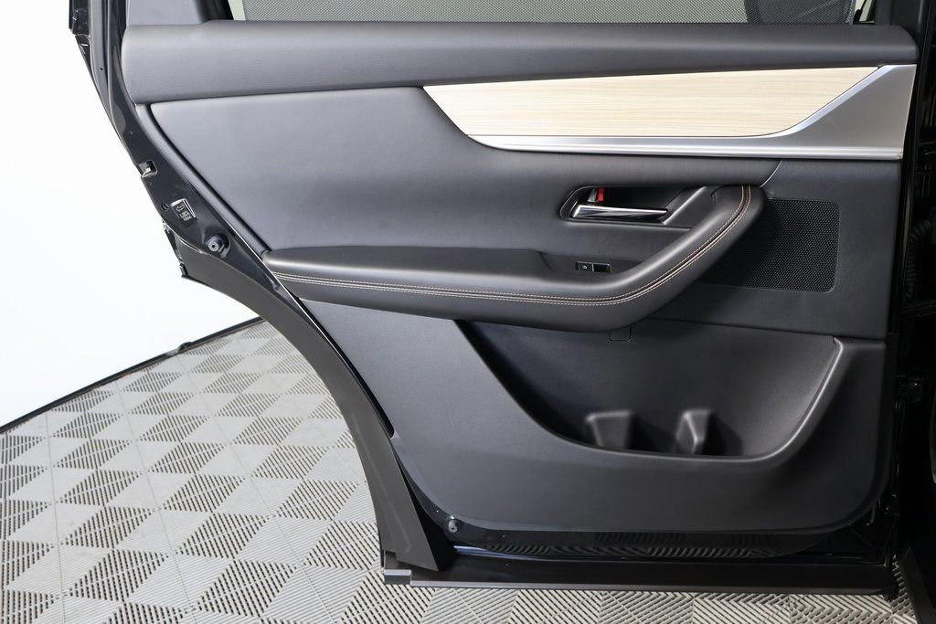 Certified 2024 MAZDA CX-90 Plug-In Hybrid w/ Preferred image 15
